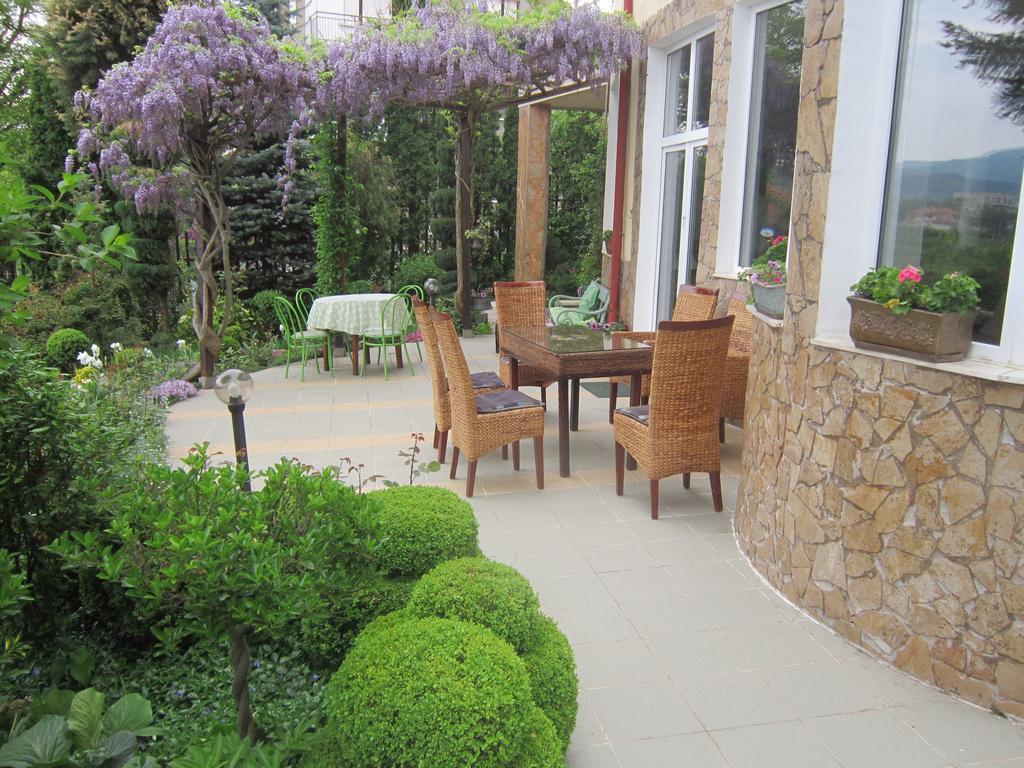Guest House Bankya Exterior photo